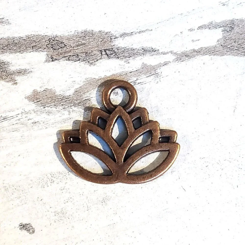 Antique Copper Open Lotus Flower Zen Garden Yoga 15x17mm Charms Pendants 10 pcs